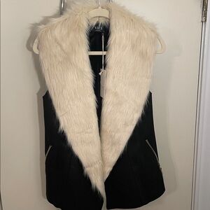 NWT VICI Faux Suede Sherpa lined faux fur vest Moto Capsule Old Money Mobwife XS